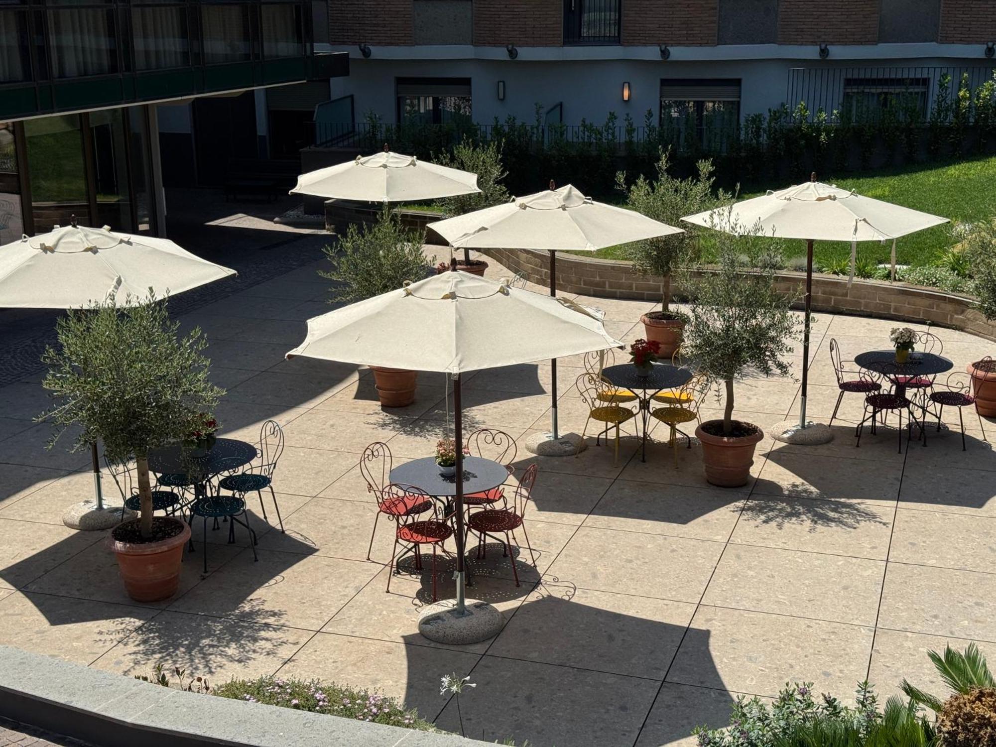 Adoro Hotel — Foto 1